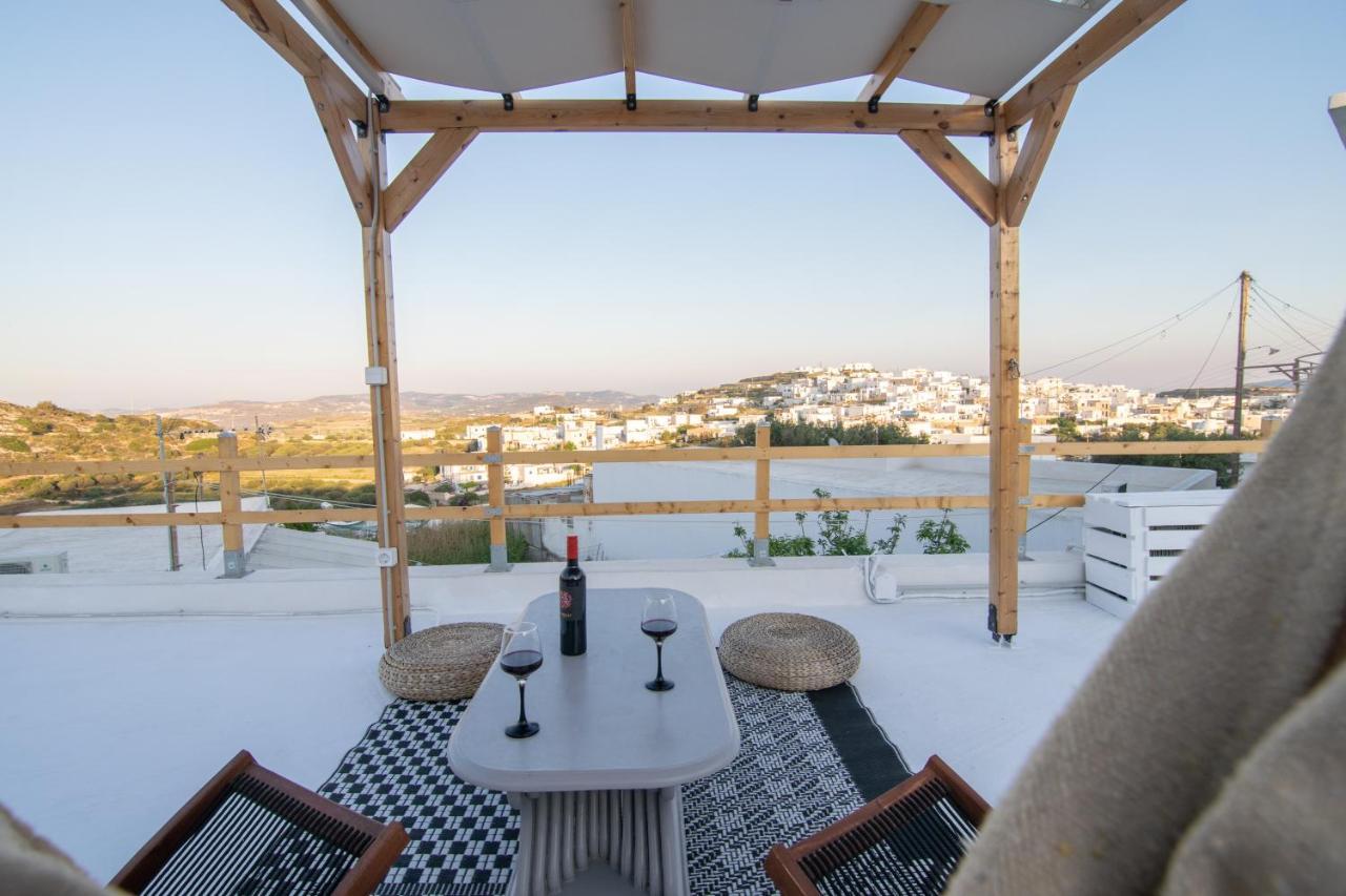 Milos Guesthouse Triovasalos Exterior photo